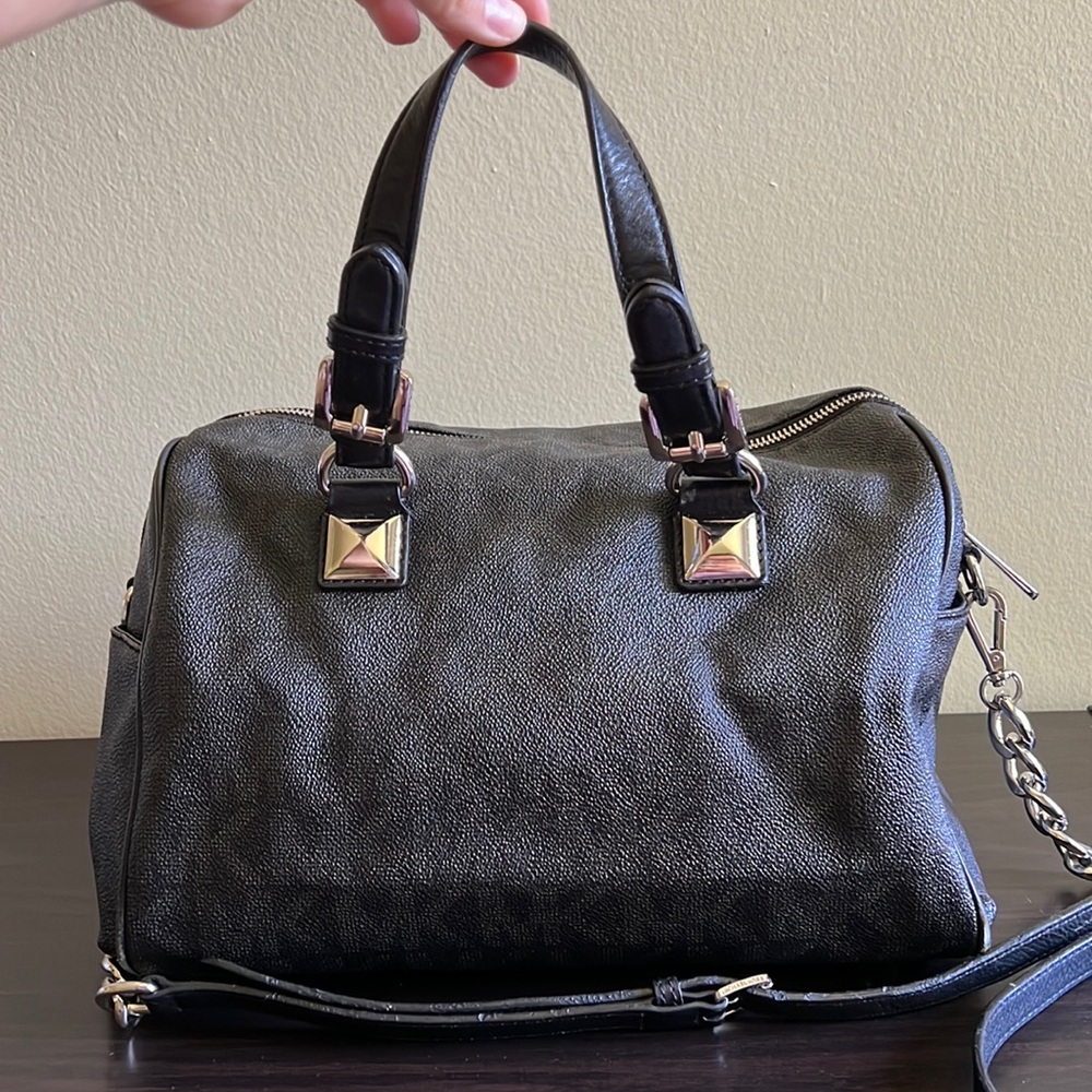 Michael Kors Grayson black satchel. Silver hardware. E-1205